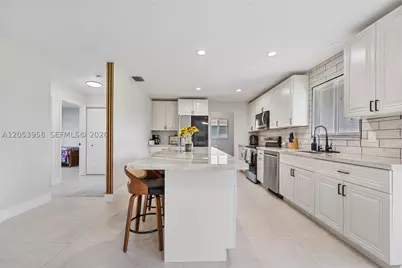 139 Galiano, Royal Palm Beach, FL 33411 - Photo 15