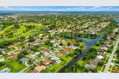 139 Galiano, Royal Palm Beach, FL 33411 - Photo 7