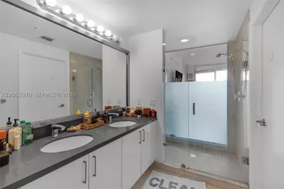 90 SW 3rd #4403, Miami, FL 33130 - Photo 15