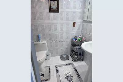 231 174th #1905, Sunny Isles Beach, FL 33160 - Photo 9