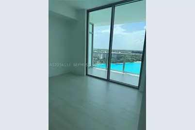 2411 Laguna #910, Miami, FL 33181 - Photo 11