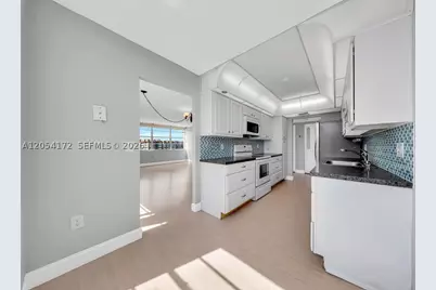 1200 Saint Charles #712, Pembroke Pines, FL 33026 - Photo 15