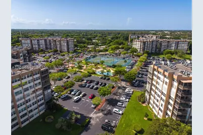 1200 Saint Charles #712, Pembroke Pines, FL 33026 - Photo 35