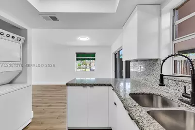 12370 SW 52nd, Cooper City, FL 33330 - Photo 15