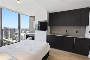 20 NE 11th, Miami, FL 33132 - Photo 7