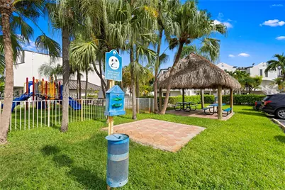 8585 NW 6th #9-208, Miami, FL 33126 - Photo 37