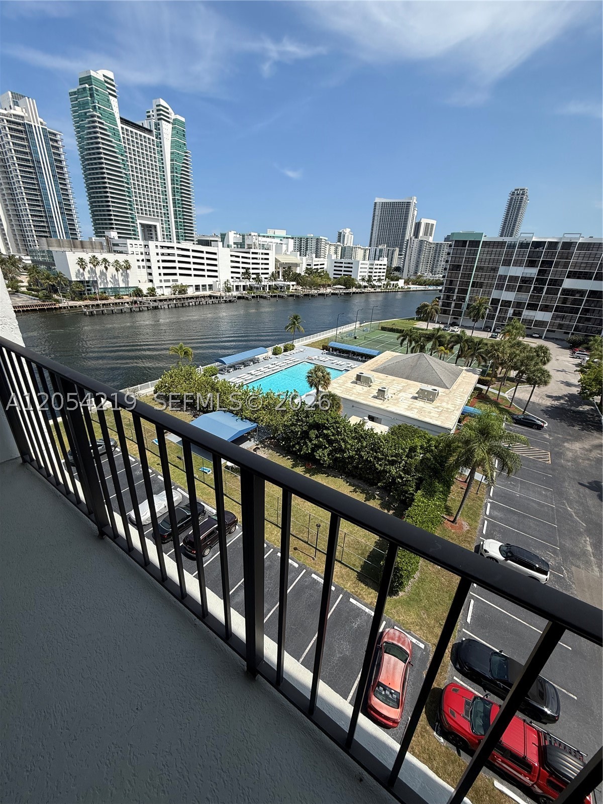 600 Parkview #818 - 600 Parkview #818, Hallandale Beach, FL 33009 Luxury Property | Jose Angel Pina