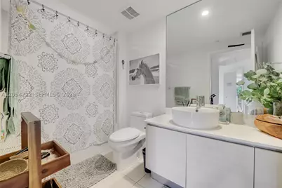 4250 Biscayne #301, Miami, FL 33137 - Photo 13
