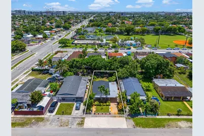 766 E 36th, Hialeah, FL 33013 - Photo 41