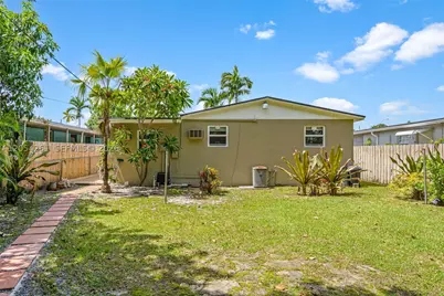 766 E 36th, Hialeah, FL 33013 - Photo 33