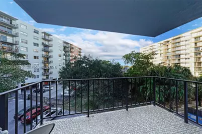 12500 NE 15th #402, North Miami, FL 33161 - Photo 13