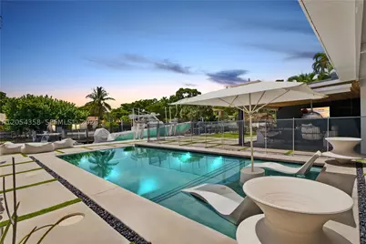12930 Auralia, North Miami, FL 33181 - Photo 23