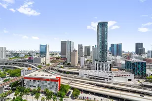 350 S Miami, Miami, FL 33130 - Photo 29