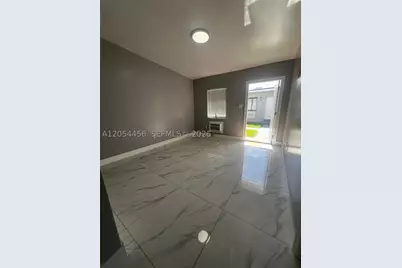 2090 NW 31th #4, Miami, FL 33142 - Photo 9