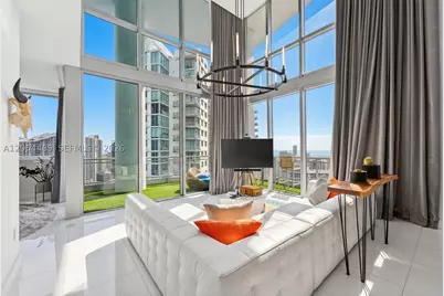 90 SW 3rd #PH-12, Miami, FL 33130 - Photo 1