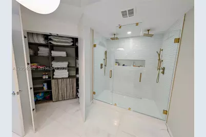 17301 Biscayne #1501, North Miami Beach, FL 33160 - Photo 9