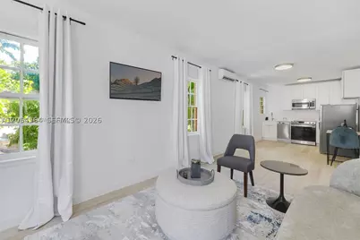 421 75th #1, Miami Beach, FL 33141 - Photo 5