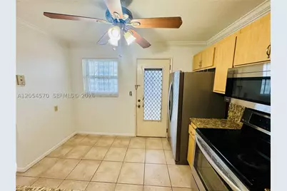 420 NE 12th #502, Hallandale Beach, FL 33009 - Photo 5