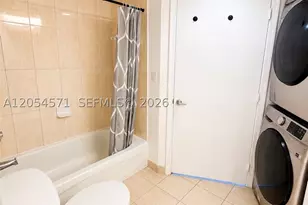 1750 N Bayshore, Miami, FL 33132 - Photo 9