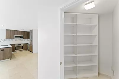 88 SW 7th #712, Miami, FL 33130 - Photo 19