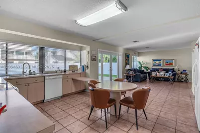 11055 SW 129th, Miami, FL 33186 - Photo 17