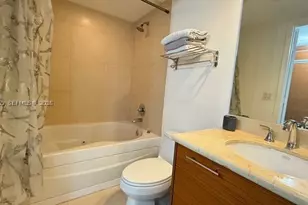 50 Biscayne, Miami, FL 33132 - Photo 11