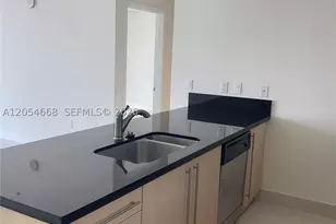 79 SW 12, Miami, FL 33130 - Photo 13