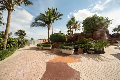 18001 Collins #2711, Sunny Isles Beach, FL 33160 - Photo 19