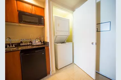 18001 Collins #2711, Sunny Isles Beach, FL 33160 - Photo 15