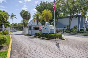 9365 Fontainebleau, Miami, FL 33172 - Photo 1