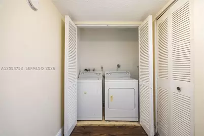 9365 Fontainebleau #E205, Miami, FL 33172 - Photo 21