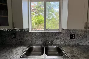 7516 NE 1st, Miami, FL 33138 - Photo 15