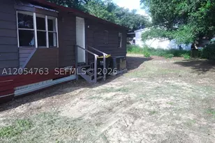 26 Candlelight, Lake Wales, FL 33859 - Photo 1
