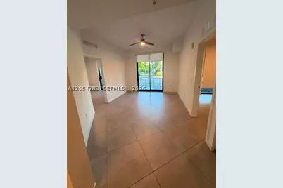1005 Spring Garden #114, Miami, FL 33136 - Photo 9
