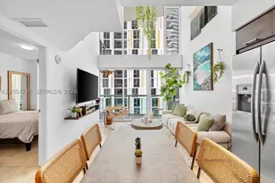 41 SE 5th, Miami, FL 33131 - Photo 9