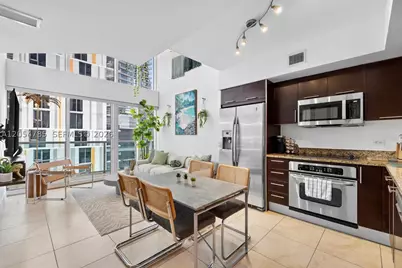41 SE 5th #510, Miami, FL 33131 - Photo 5