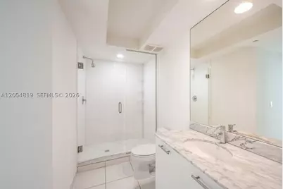55 SE 6 #2210, Miami, FL 33131 - Photo 15