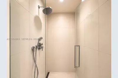 2000 Metropica #2011, Sunrise, FL 33323 - Photo 15
