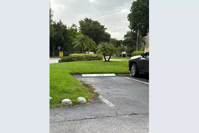 500 SW 130th #302A, Pembroke Pines, FL 33027 - Photo 35