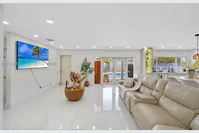 7920 Venetian, Miramar, FL 33023 - Photo 5
