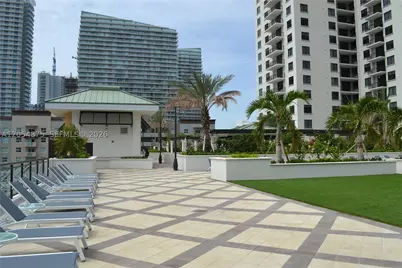 999 SW 1st #3302, Miami, FL 33130 - Photo 17