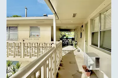 3500 Harrison #12, Hollywood, FL 33021 - Photo 5
