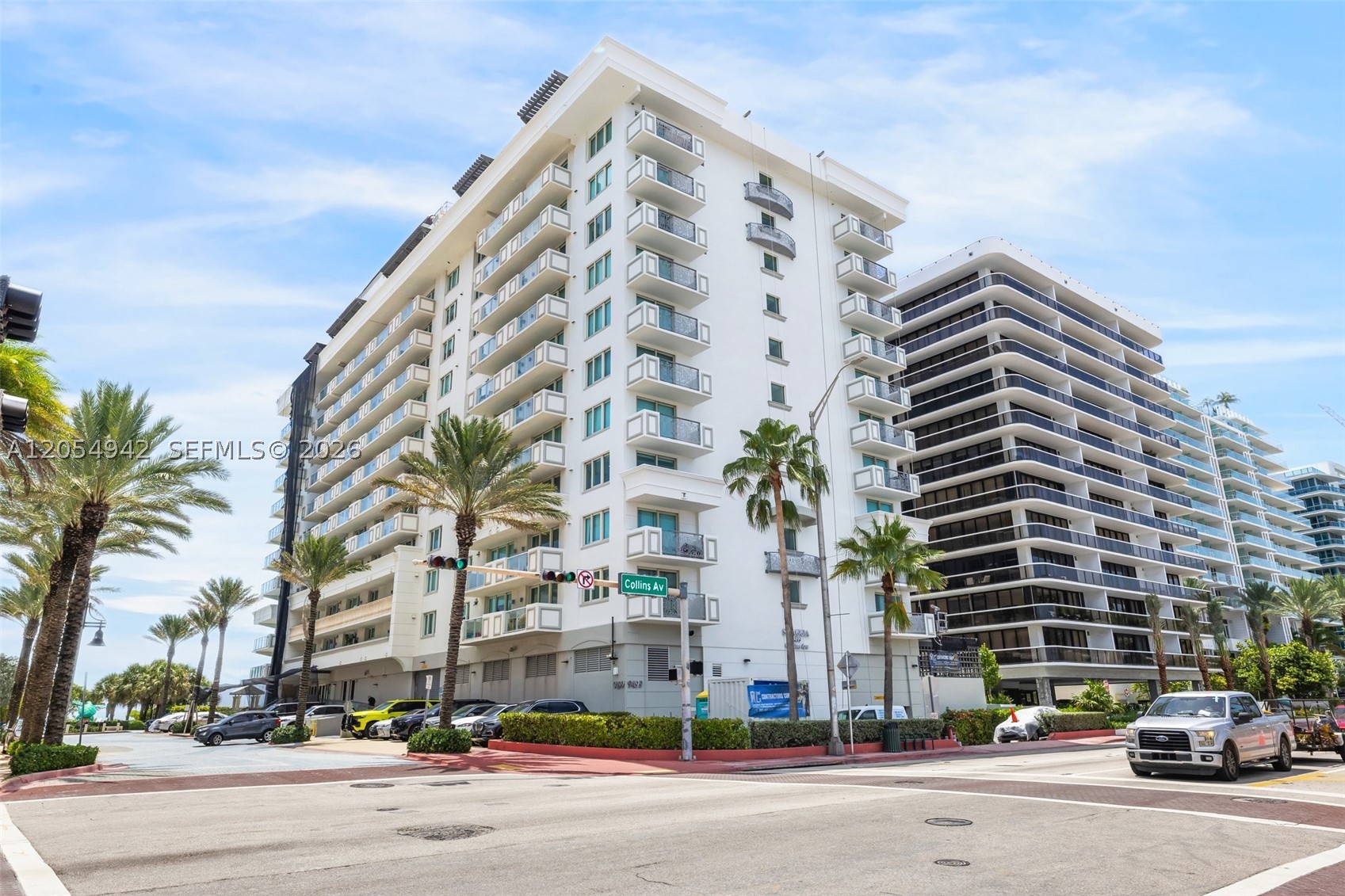 9499 Collins #607 main architectural view