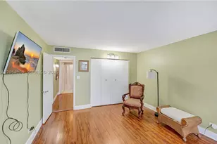 10101 E Bay Harbor, Bay Harbor Islands, FL 33154 - Photo 17