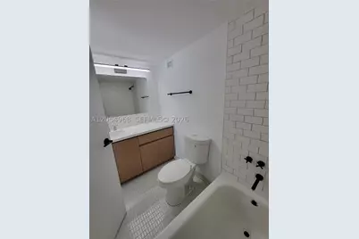 2655 Collins #608, Miami Beach, FL 33140 - Photo 11