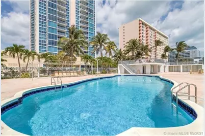2655 Collins #608, Miami Beach, FL 33140 - Photo 31