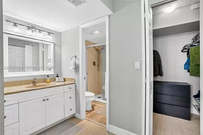 900 Saint Charles #621, Pembroke Pines, FL 33026 - Photo 27