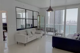 31 SE 5th, Miami, FL 33131 - Photo 5