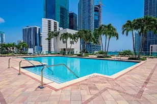 31 SE 5th, Miami, FL 33131 - Photo 23