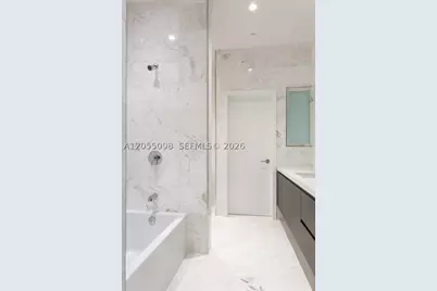 851 NE 1st #503, Miami, FL 33132 - Photo 11